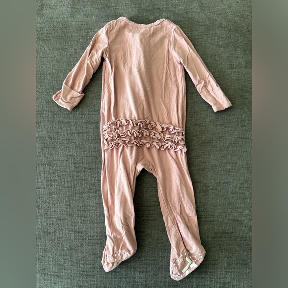 Caden Lane Footie - Picture 2 of 4